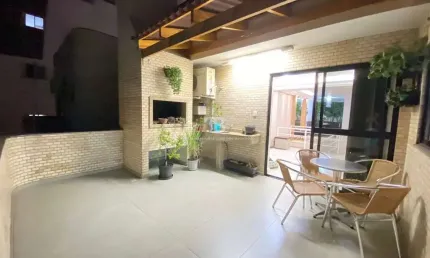 Apartamento semimobiliado - Maria Goretti - 211,82 m² privativos