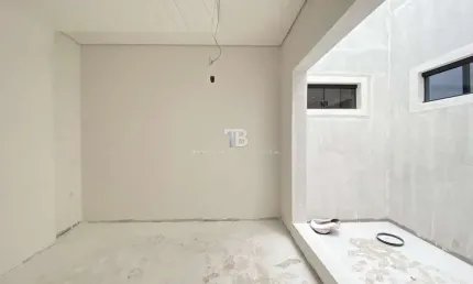 Casa em Fase Final de Construção - Próxima ao Shopping Pátio
