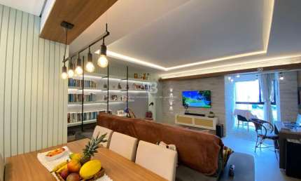 Apartamento com 3 dormitórios e 2 vagas à venda na área central de Chapecó