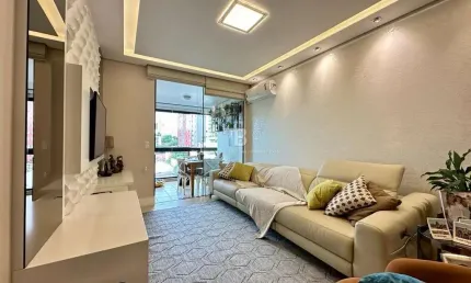 Apartamento com 3 quartos, suíte e sacada à venda no Centro de Chapecó