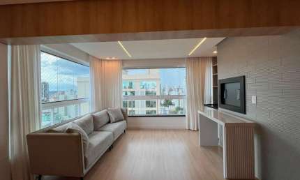 Apartamento de 3 suítes e 3 vagas de garagem, no Bairro Santa Maria, Chapecó