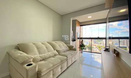 Apartamento de 2 Quartos Mobiliado no Centro de Chapecó