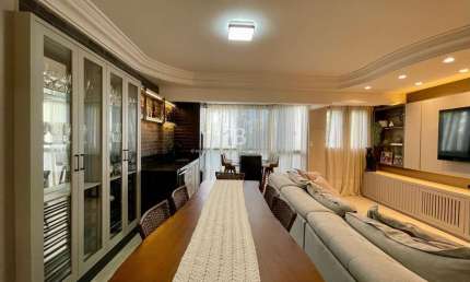 Apartamento de 4 quartos no Centro com 2 vagas de garagem e varanda gourmet