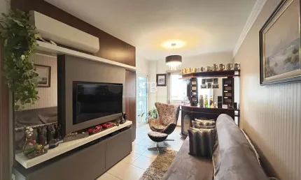 Apartamento semimobiliado com 2 quartos e 2 vagas no Centro de Chapecó