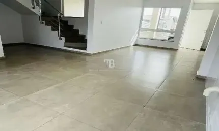 Sobrado novo com 2 suítes e 2 vagas à venda no bairro Desbravador