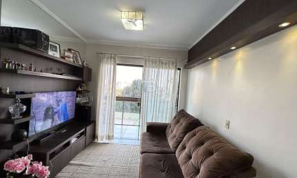 Apartamento com suíte, sacada gourmet e mobília fixa à venda próximo ao Bradesco