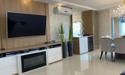 Apartamento de 152m² à Venda: Mobiliado, Suíte Master e Ampla Área Social