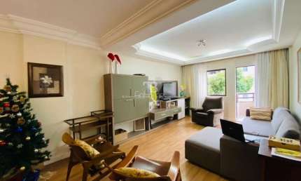 Apartamento com Suíte + 2 Quartos e Terraço - Presidente Médici