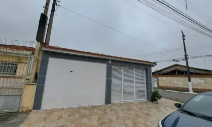 Casa com 3 quartos à venda na Vila Caiçara, Praia Grande 