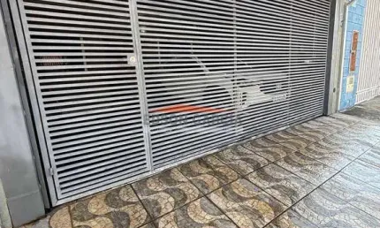 Casa com 3 quartos à venda na Rua Rosana Flávio de Souza Arêas, 103, Jardim Santa Rosa, Sorocaba