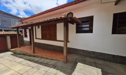 Casa com 3 quartos à venda na Estrada Retiro das Pedras, 1, Pedro do Rio, Petrópolis