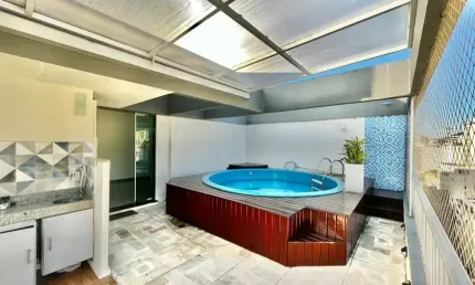 Cobertura duplex em botafogo – 157m², 2 quartos, piscina e vista para o cristo
