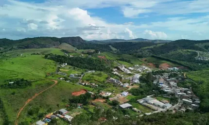 Terreno à venda na Rua Edgard de Oliveira, Grama, Juiz de Fora