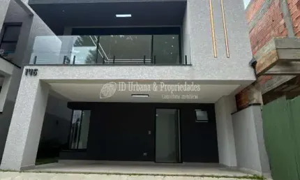 Casa em condomínio com 190 m², 4 quartos sendo 1 suíte à venda no bairro santa cândida.