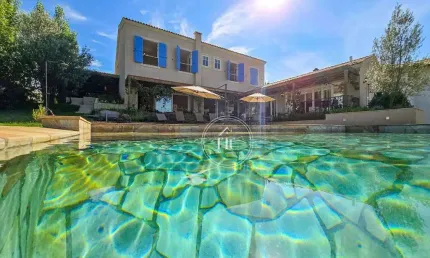 Casa 5 suítes disponível para venda no condomínio terras de são josé ii