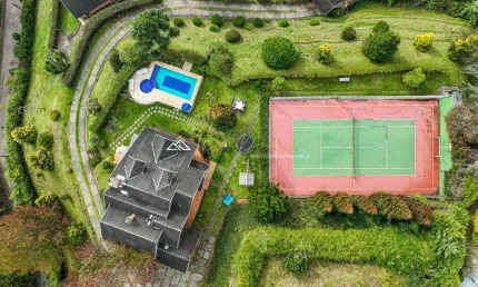 Casa em condomínio fechado com 5 quartos à venda na pérolas, 123, jardim das pérolas, campos do jordão por r$ 8.000.000