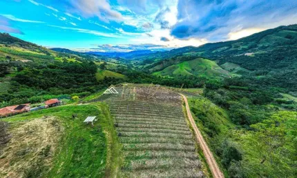 Prédio à venda na carmelinda francisca da rosa barros, 12424, centro, são bento do sapucaí por r$ 9.500.000
