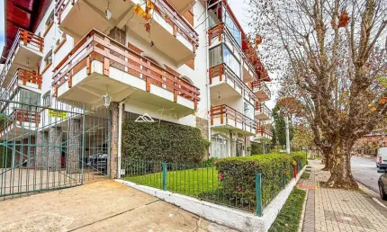 Apartamento com 2 quartos à venda na josé magalhães, 77, vila capivari, campos do jordão por r$ 880.000