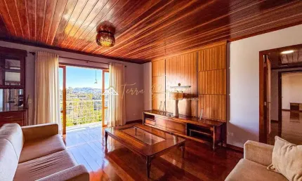 Apartamento com 4 quartos à venda na av. adalberto bueno neto, 870, alto do capivari, campos do jordão por r$ 1.100.000