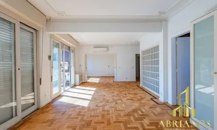 Apartamento com 2 quartos à venda na rua coronel frederico linck, 55, moinhos de vento, porto alegre por r$ 790.000