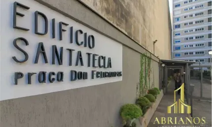 Apartamento com 4 quartos à venda na praça dom feliciano, 126, centro histórico, porto alegre por r$ 1.010.000