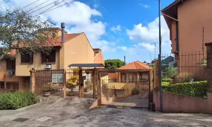 Casa em condomínio fechado com 3 quartos para alugar na rua giorgio negroni, 801, espírito santo, porto alegre por r$ 2.900