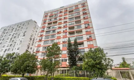 Apartamento com 2 quartos para alugar na avenida icaraí, 1048, cristal, porto alegre por r$ 3.500