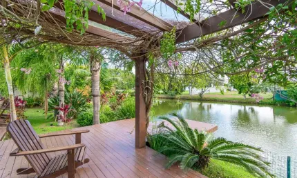 Casa em condomínio fechado com 4 quartos à venda na avenida juca batista, 8000, belém novo, porto alegre por r$ 2.700.000
