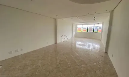Sala comercial para alugar na avenida da cavalhada, 2776, cavalhada, porto alegre por r$ 1.600