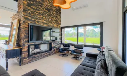 Casa em condomínio fechado com 5 quartos à venda na avenida juca batista, 8000, belém novo, porto alegre por r$ 4.500.000
