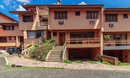 Casa em condomínio fechado com 3 quartos à venda na rua dona ondina, 270, menino deus, porto alegre por r$ 950.000