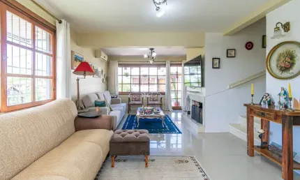 Casa em condomínio fechado com 3 quartos à venda na rua general rondon, 1259, tristeza, porto alegre por r$ 890.000
