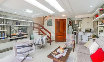 Casa em condomínio fechado com 3 quartos à venda na avenida wenceslau escobar, 3714, vila conceição, porto alegre por r$ 750.000