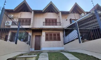 Casa com 3 quartos à venda na rua doutor sady soares, 59, guarujá, porto alegre por r$ 429.000