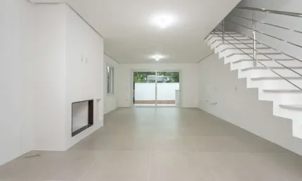 Casa com 3 quartos à venda na rua padre joão batista reus, 366, vila conceição, porto alegre por r$ 1.240.000