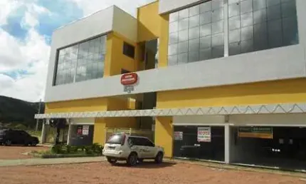 Sala comercial à venda na avenida edgar pires de castro - de 1740 a 2238 - l, 1550, hípica, porto alegre por r$ 212.000