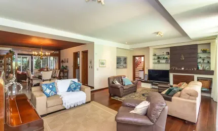 Casa com 3 quartos à venda na rua guato, 111, vila assunção, porto alegre por r$ 2.500.000