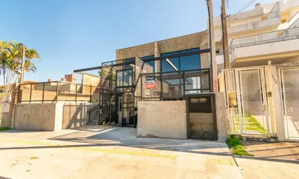 Ponto comercial para alugar na rua chavantes, 672, vila assunção, porto alegre por r$ 10.000