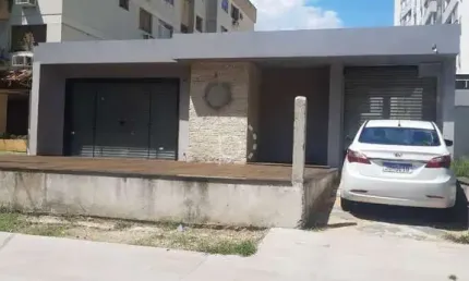 Casa com 3 quartos à venda na rua doutor dias de carvalho, 360, tristeza, porto alegre por r$ 1.100.000