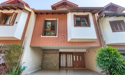 Casa com 4 quartos à venda na rua teresa cristo, 102, tristeza, porto alegre por r$ 1.690.000