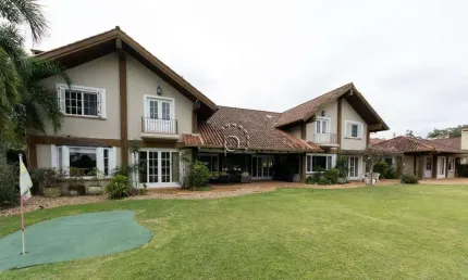 Casa em condomínio fechado com 4 quartos à venda na avenida juca batista, 8000, belém novo, porto alegre por r$ 7.000.000