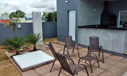Casa com 3 dormitórios à venda, 191 m² por r$ 850.000,00 - condomínio ninho verde ii - pardinho/sp
