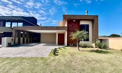 Casa térrea excelente para viver com qualidade e elegância!