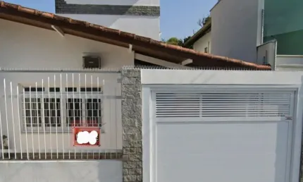 Excelente imóvel disponível para locação, situado em região estratégica, próximo a comércios, escolas, transporte e serviços essenciais. espaço versátil, perfeito para quem busca conforto residencial