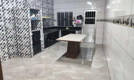 Casa com 2 quartos à venda no Rio Abaixo, Itaquaquecetuba 