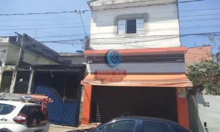 Casa à venda em jardim juliana - 2 dormitórios, salão comercial, garagem para 2 carros e duas casas independentes no mesmo terreno.