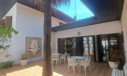 Casa a venda comercial ou residencial em frente lagoa do taquaral