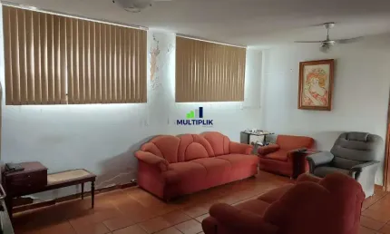 Casa com 4 quartos à venda na Rua Gonçalves Dias, Tabajaras, Uberlândia