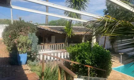 Casa comercial à venda na Rua Galileu, Jardim Universal, Sarandi