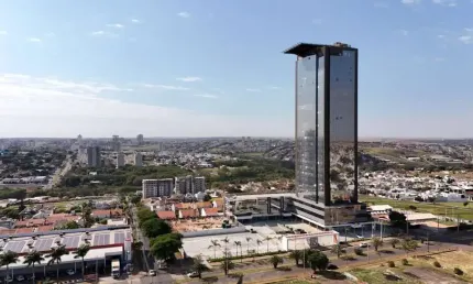 Sala comercial à venda na Avenida Joaquim Duarte Moleirinho, 3223, Jardim Alamar, Maringá